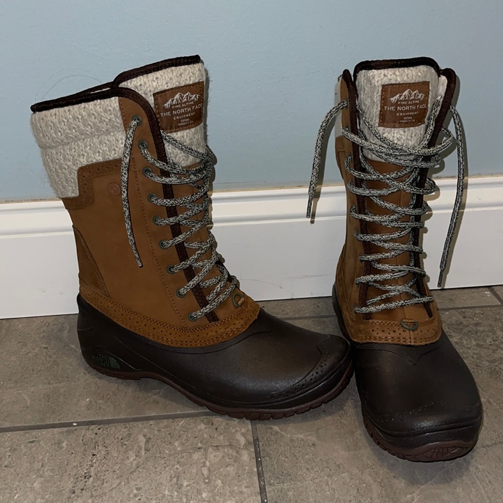 The Northface Shellista II winter boots